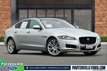 2017 Jaguar XF