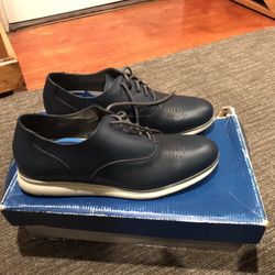 Men’s Shoes Size 9