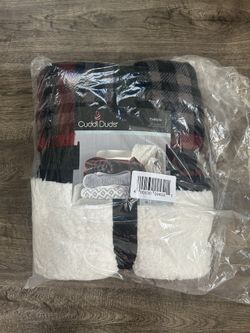Cuddl Duds Blanket/Throw 50x60
