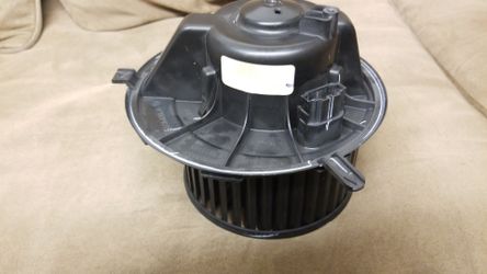 Heater Blower Motor w/Fan Cage for VW CC Passat Rabbit Golf Jetta Tig 1K1819015F