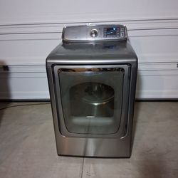 Samsung Gas Dryer With Steam Function  Excellent Working Condition