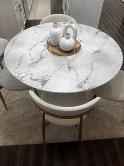 Faux marble kitchen table + chair