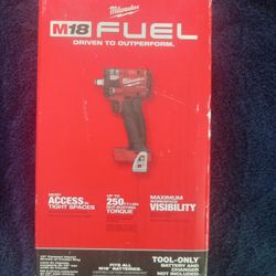 Milwaukee
M18 FUEL GEN-3 18V Lithium-Ion Brushless Cordless 1/2 in. Compact Impact Wrench with Friction Ring (Tool-Only)