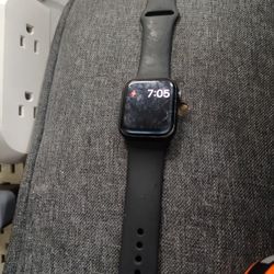 Apple Watch Series 9 41mm GPS+ LTE 