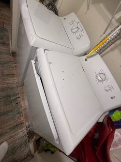 Moving sale washer /dryer