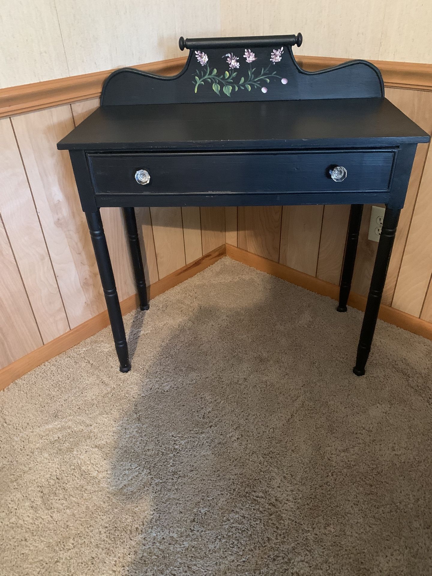 Small Table With 1 Drawer. Vanity, Desk, Entry Table
