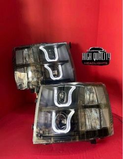 Chevy Silverado 2007-2013 headlights
