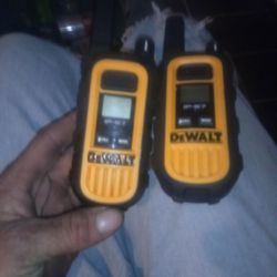 DeWalt Walkie Talkies IP-67