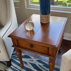 Tommy Bahama Beautiful Wood End Table/Accent Table