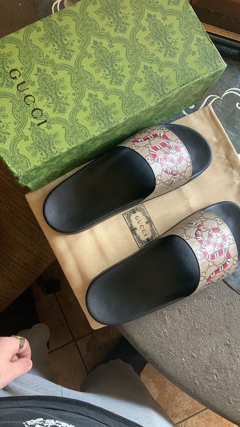 Gucci Slides
