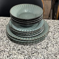 10” Dinner Ware Set Of 4