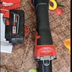 MILWAUKEE M18 FUEL 18-VOLT LITHIUM ION 2-3 IN VARIABLE SPEED DIE GRINDER PADDLE SWITCH W/ONE-KEY  WITH HIGH CAPACITY 5.0AH BATTERY 