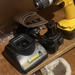 Dewalt Cordless Drill Driver 