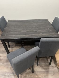 Kitchen table