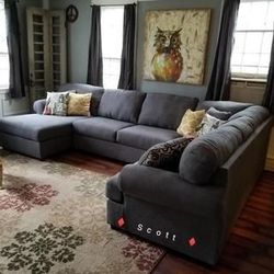 Brand New Ashley Couch 🛋️Jayceon Steel Sectional Oversized 