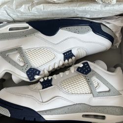 Air Jordan 4 Midnight navy Size 12