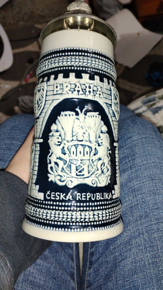 KORBEL Handmade Lidded Beer Stein Praha Ceska Republika Risch-Lau Collectible