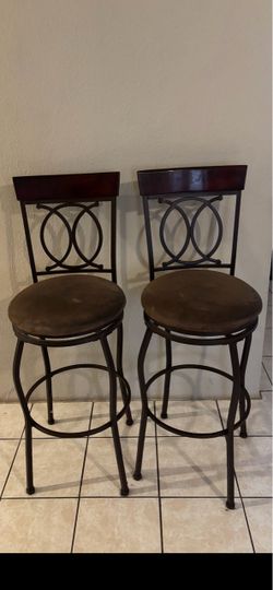 Stools bancos altos isla