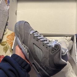 Jordan 5 Wolf Grey