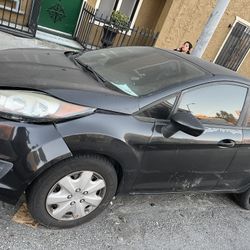 2014 Ford Fiesta