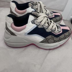 Women’s Gucci Python Size 38