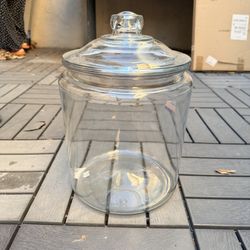 2 gallons glass jar with lid (5 available)