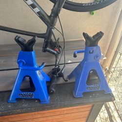 Jack Stands 