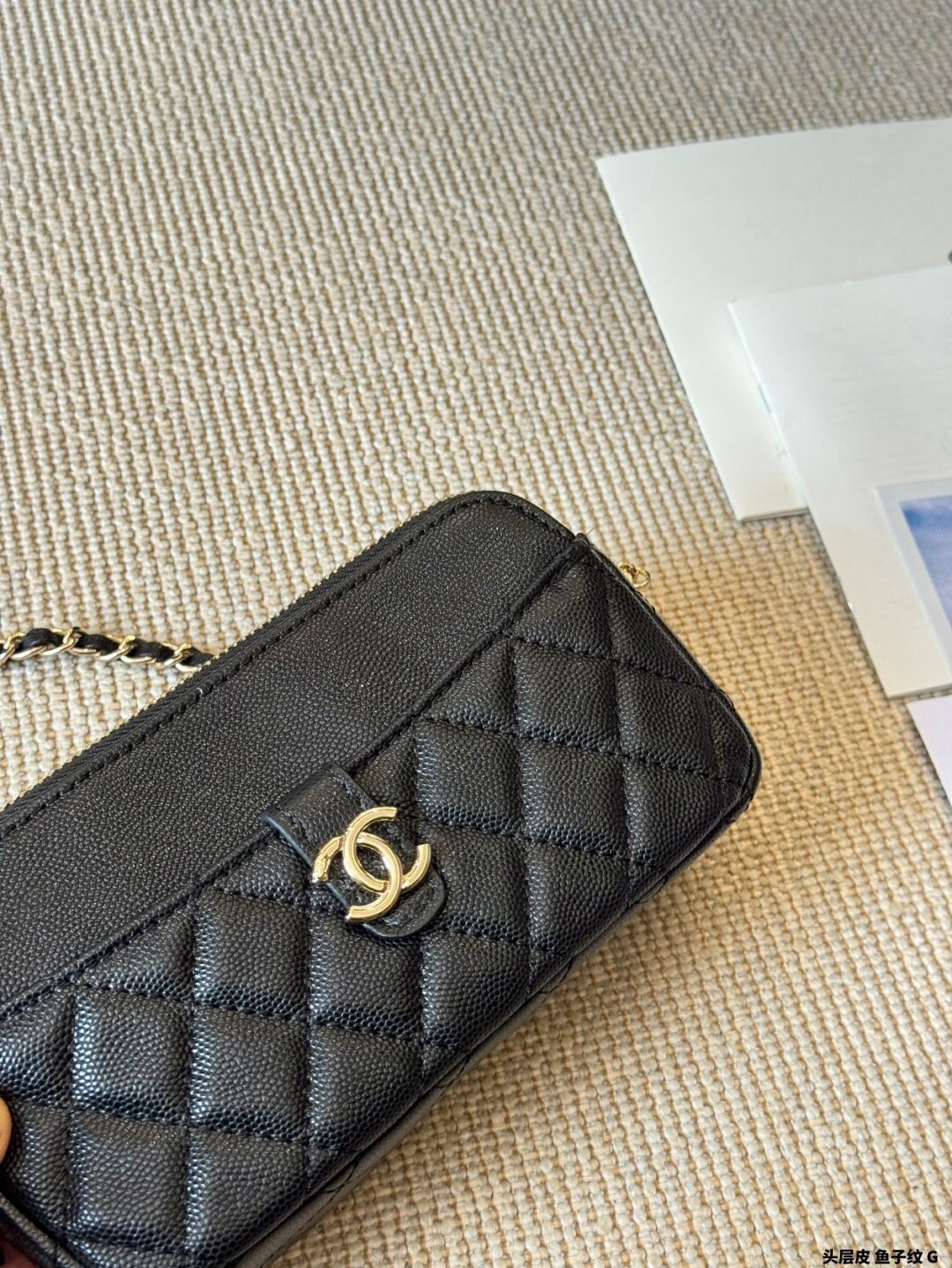 Classic women's chain bag