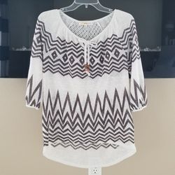 BLOUSE Small Size Like new In Condition 
