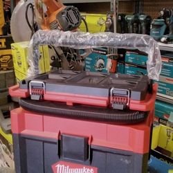 MILWAUKEE M18 FUEL BRUSHLESS PACKOUT 2.5 GALLON (9,46 L) WET/DRY VACUUM (TOOL ONLY)