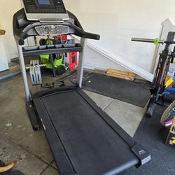 Pro-form Pro 2000 Treadmill