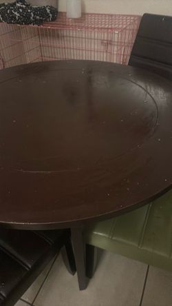 Round table