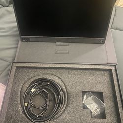 Multifunctional Portable Monitor