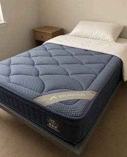 NEW QUEEN MEMORY FOAM MATTRESS FROM $100 / COOLING COMFORT
