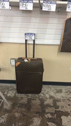 Lv luggage