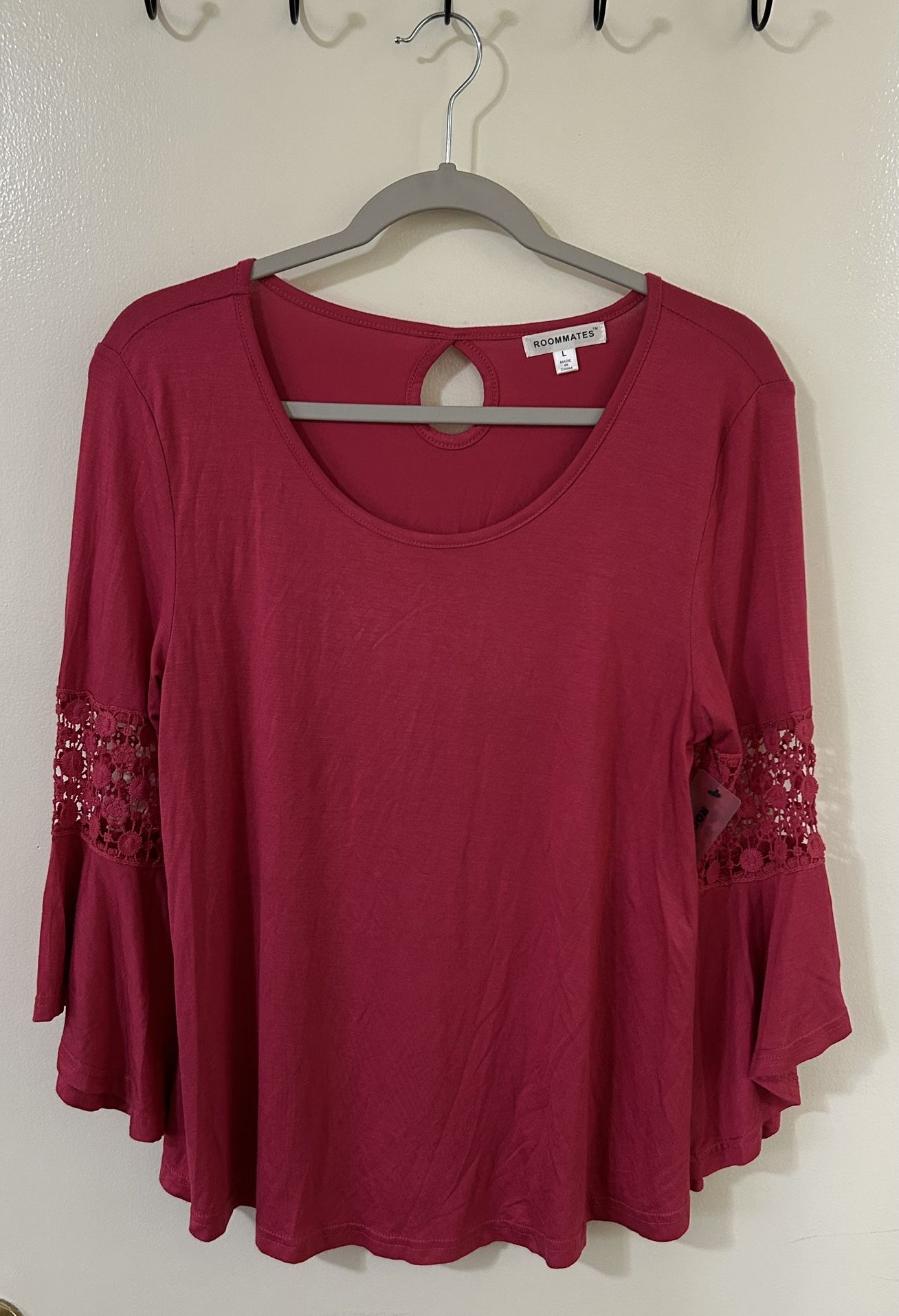 Roommates Unique Style Blouse Size L