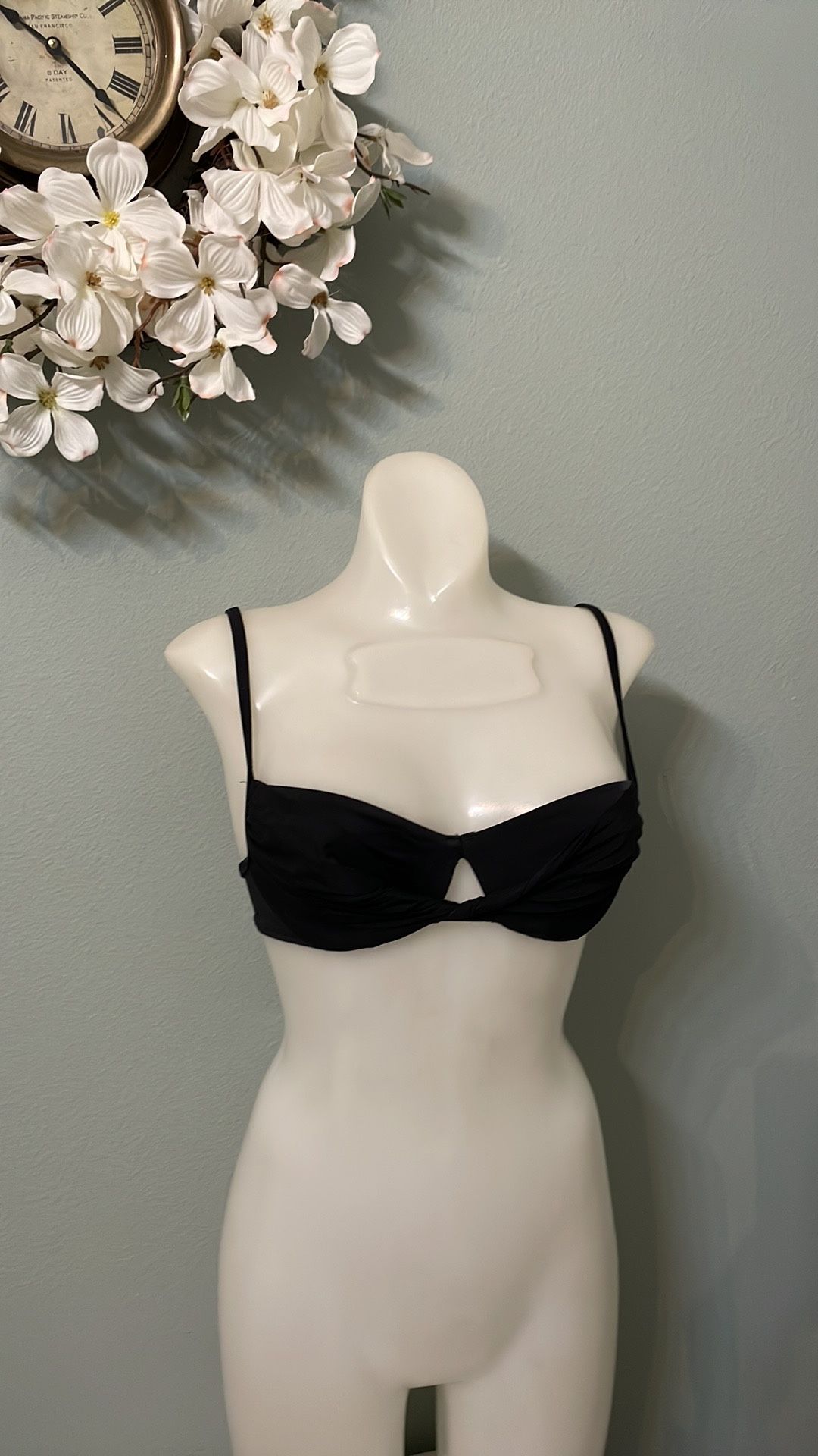 Victoria’s Secret Black Bikini Top size 34B