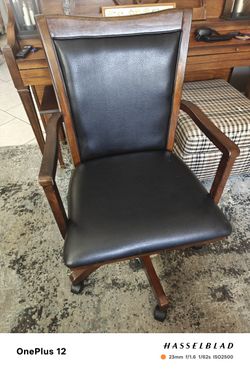 Ashley Furniture Swivel Chair with Adjustable Height and Tilt - Solid Oak