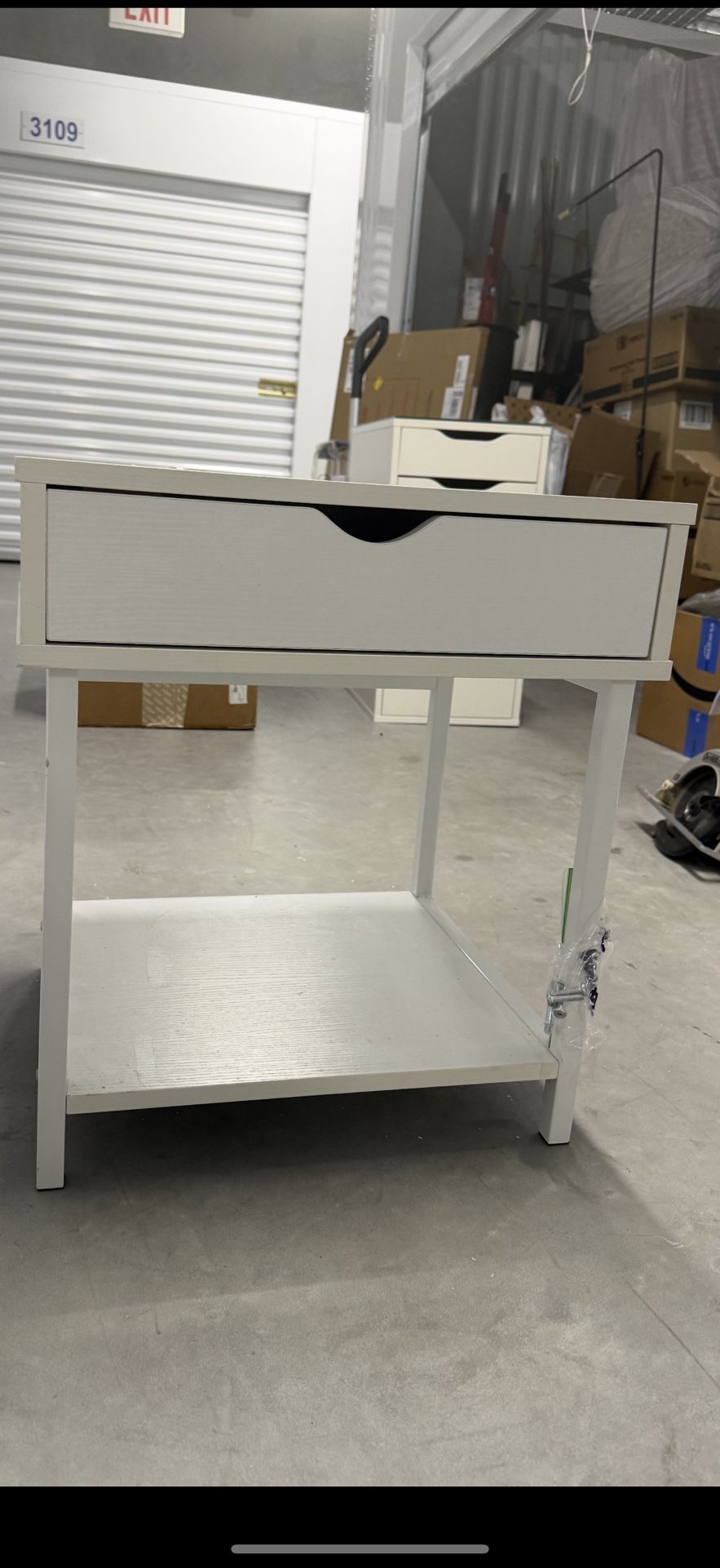 Side Table/ Nightstand 