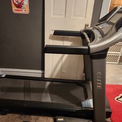 Horizon Elite T7 Treadmill