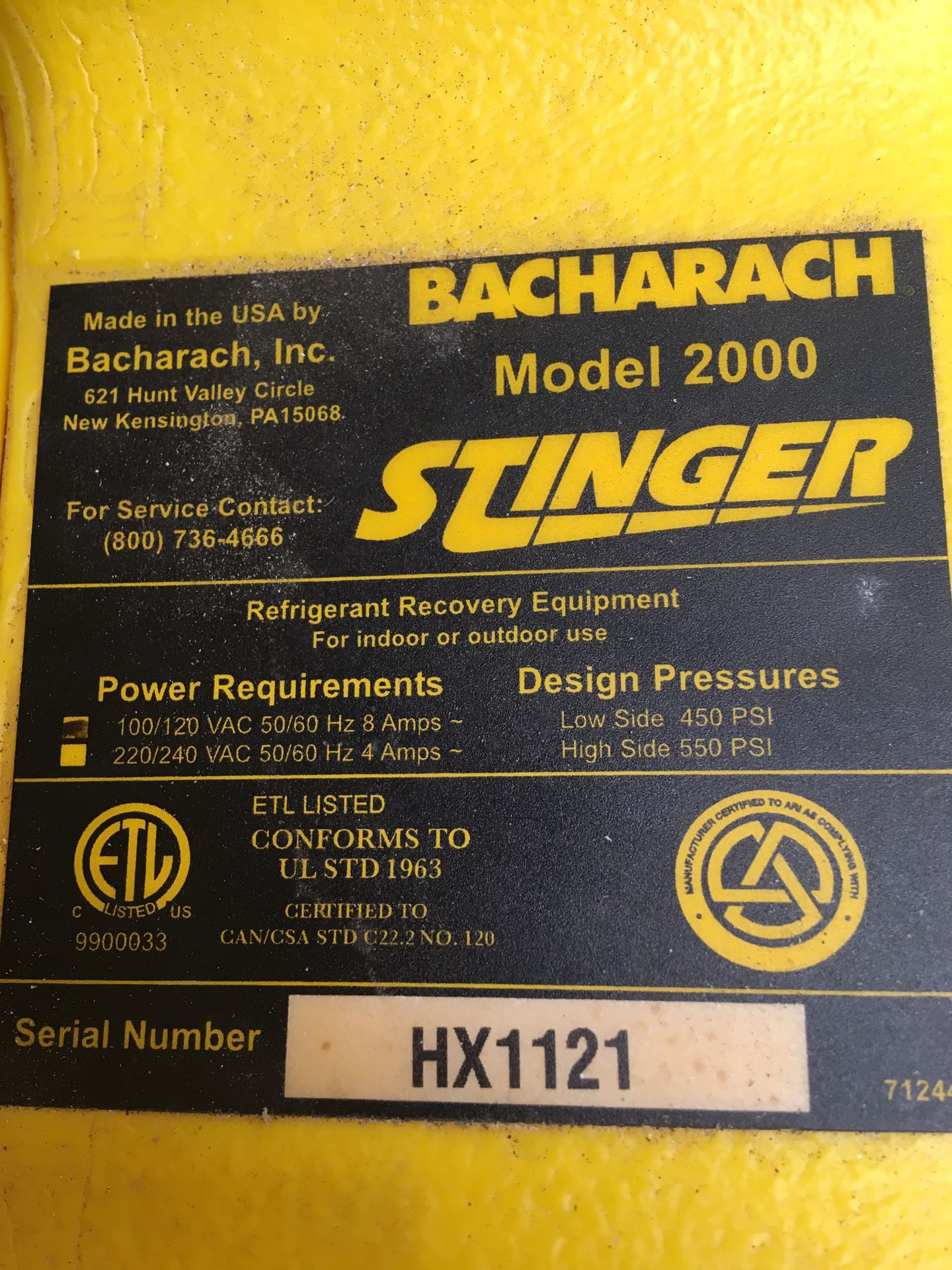 Bacharach model 2000 stinger Freon recovery system about 1 year old only used 4 times