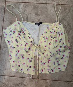 Heart & Hips Floral Tie-Front Cami – Yellow/Pink Floral – Size Large (L) – Cottagecore