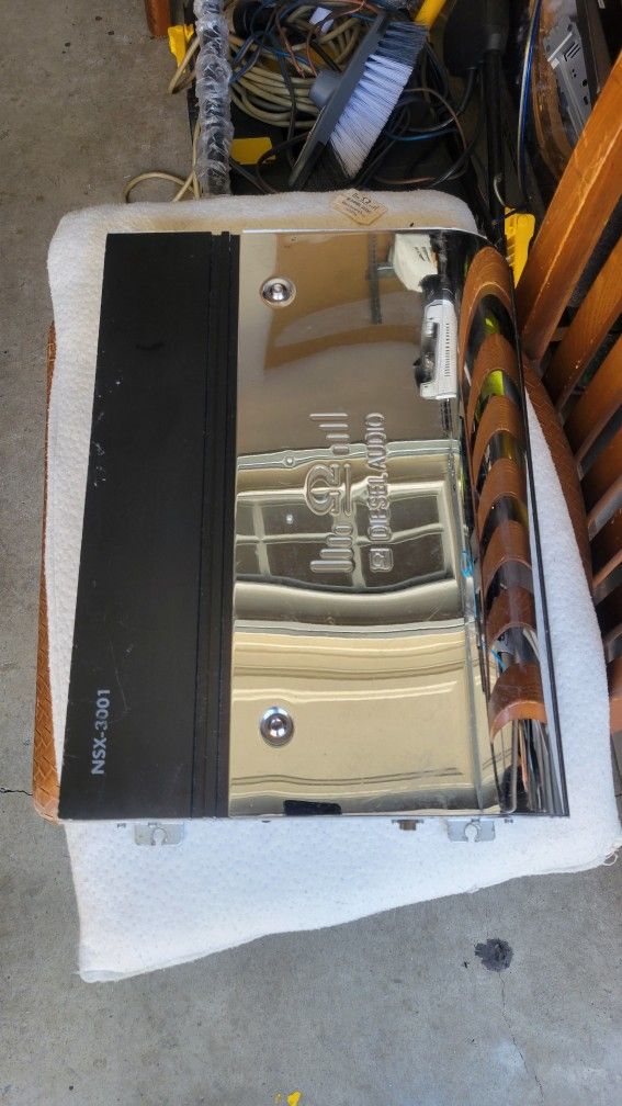 Diesel Amplifier 3000 Watts