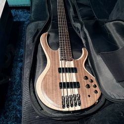 Ibanez Standard BTB745 5-string bass guitar in Natural Low Gloss finish