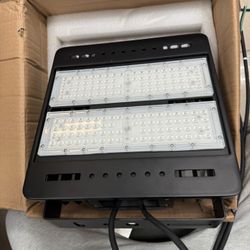 LED flood light 150 W/5700K 