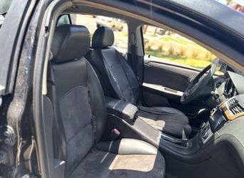 SELLING 2008 CHEVROLET MALIBU. BLACK