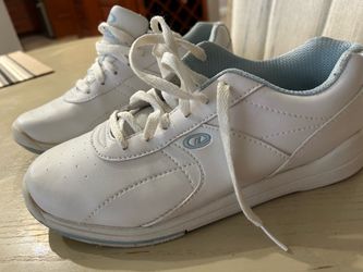Bowling shoes