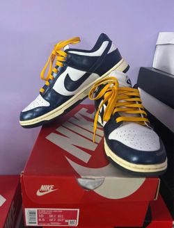Nike Dunk Low PRM Navy White Yellow Laces