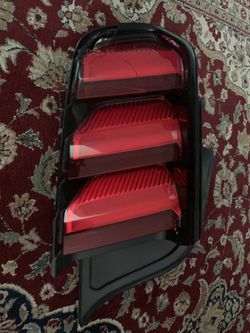 2015 mustang tailight