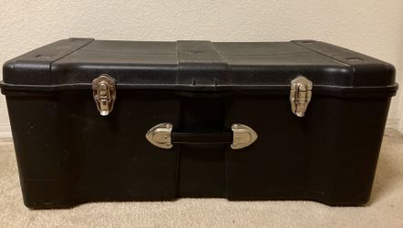 Contico 32” x 17” x 12” Footlocker